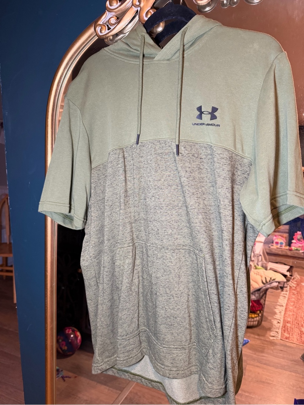 Under Armour Men's Olive Green Two-Tone Short Sleeve Hoodie - XL